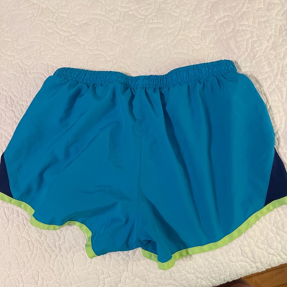 Nike blue shorts size small - Picture 2 of 3
